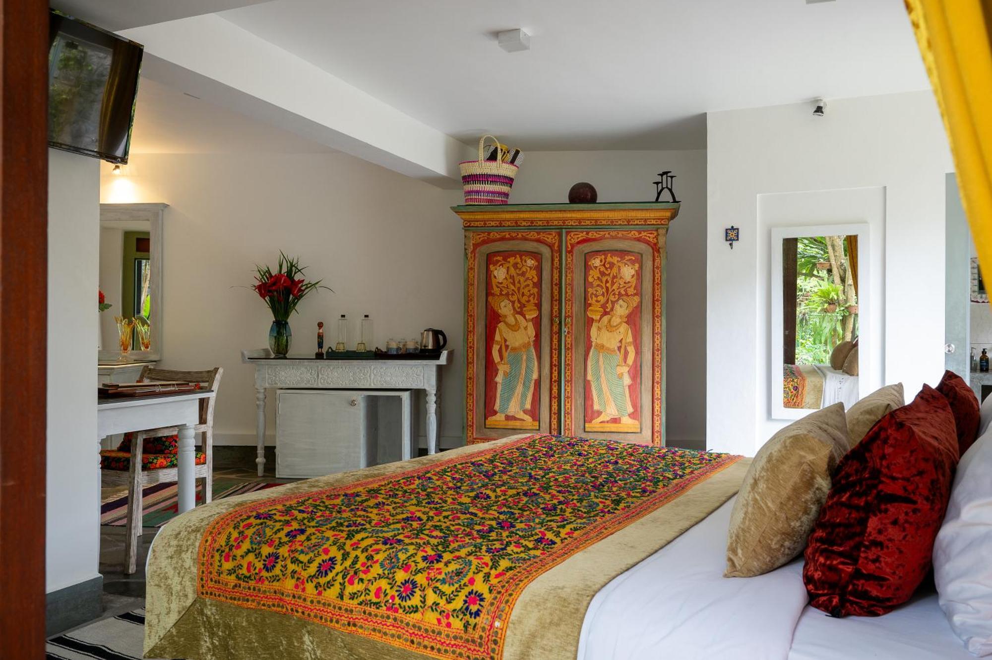 Aathma House 4*